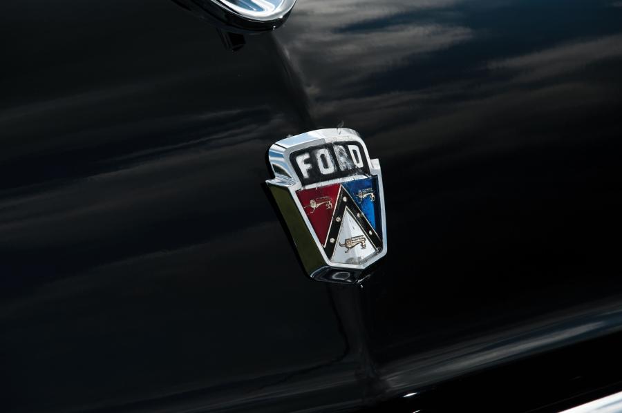  Ford Country Squire Station Wagon 1956 года  (фото 12 из 24)